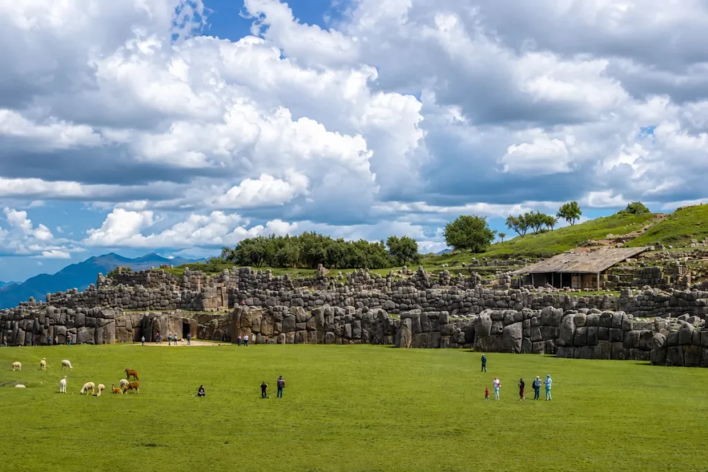 ¿Qué es Sacsayhuamán?
